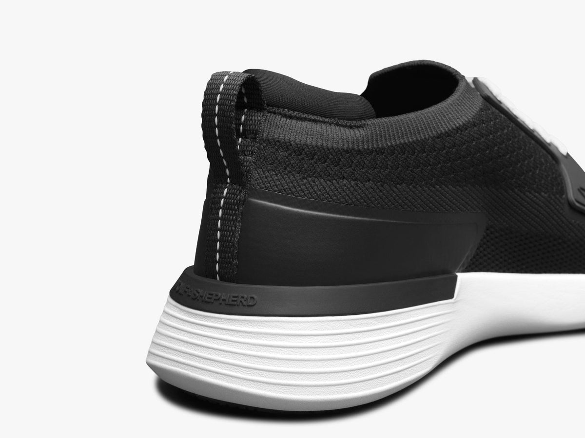 SwiftKnit™ Derby Sport - Black / White