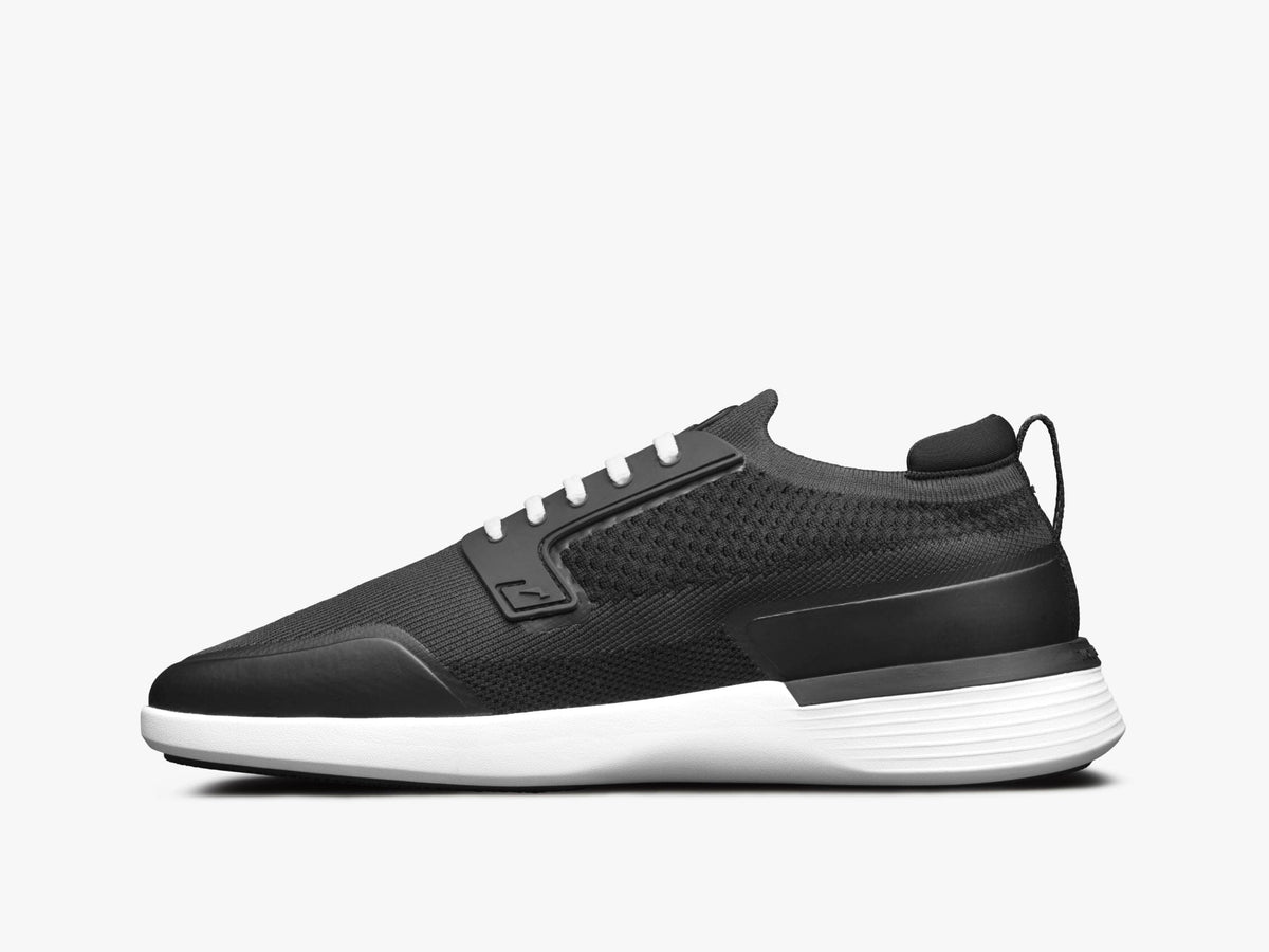 SwiftKnit™ Derby Sport - Black / White