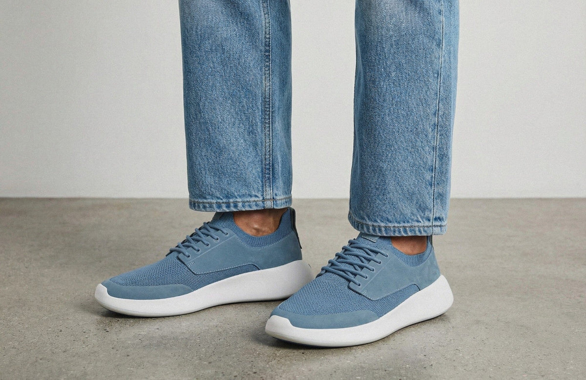 Toro SwiftKnit - Navy / White