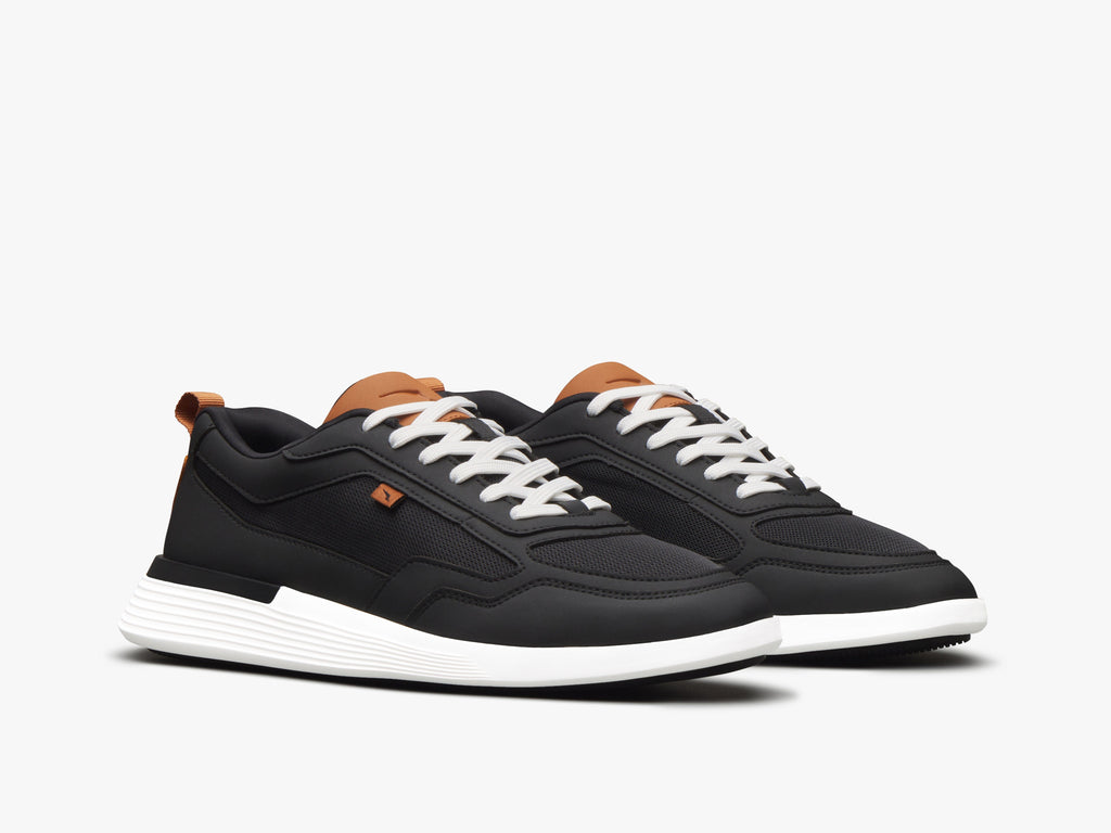 Crossover™ Runner Sport - White / White