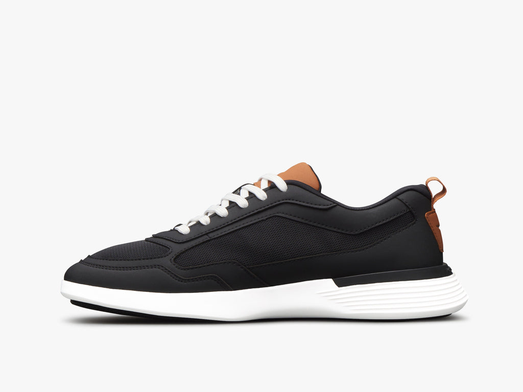 Crossover™ Runner Sport - White / White