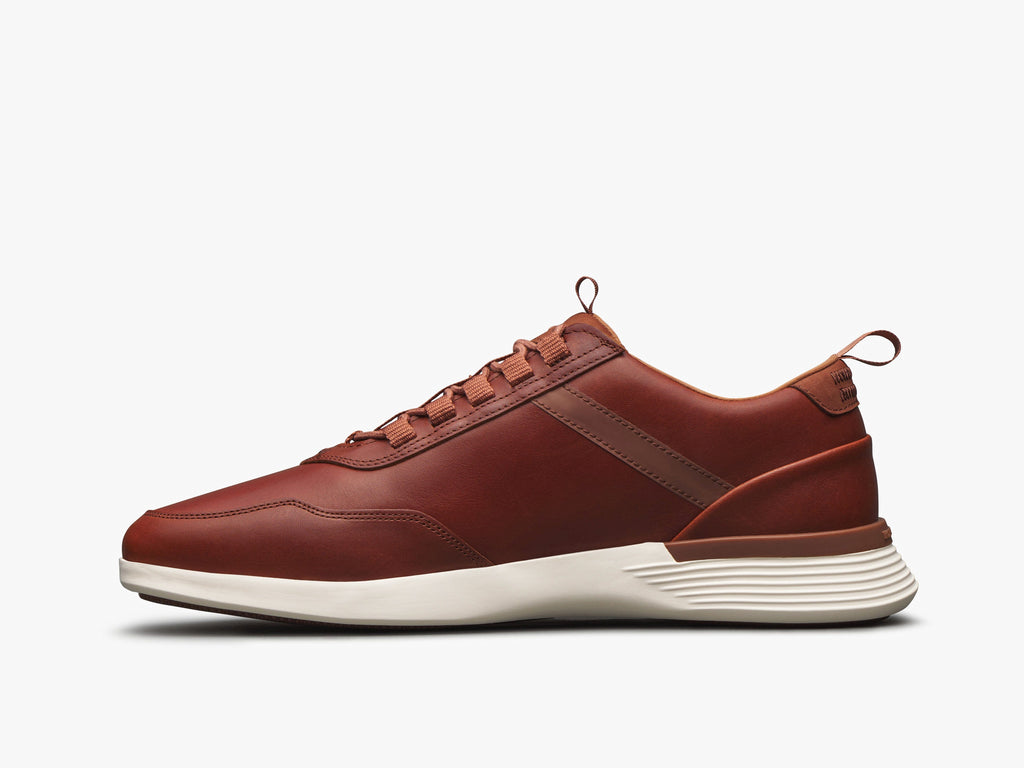 Crossover™ Victory Trainer - White / White