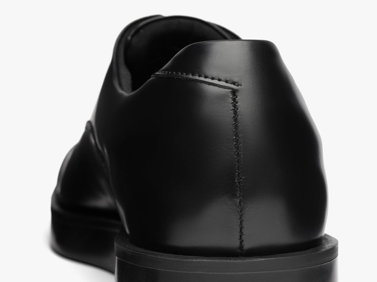 Closer™ Oxford - Brown / Brown