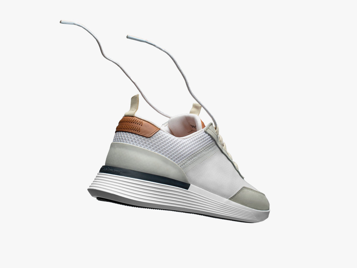 Crossover™ Victory Trainer - White / White