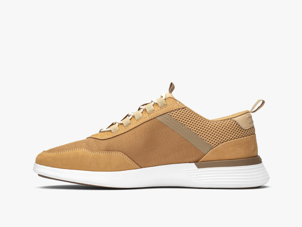 Crossover™ Victory Trainer - White / White