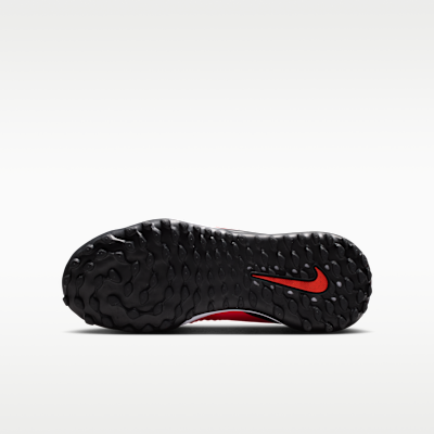 Nike Jr. Phantom 6 Low Academy Big Kids' Turf Soccer Shoes