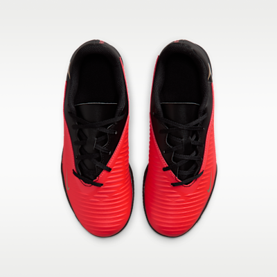 Nike Jr. Phantom 6 Low Club Big Kids' Indoor/Court Soccer Shoes