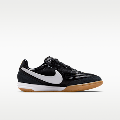 Nike Jr. Tiempo Streetgato Big Kids' Indoor/Court Low-Top Soccer Shoes