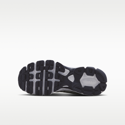 Nike Air Max Moto 2K Big Kids' Shoes