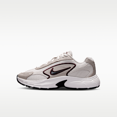 Nike Stratos Shift 2000 Big Kids' Shoes