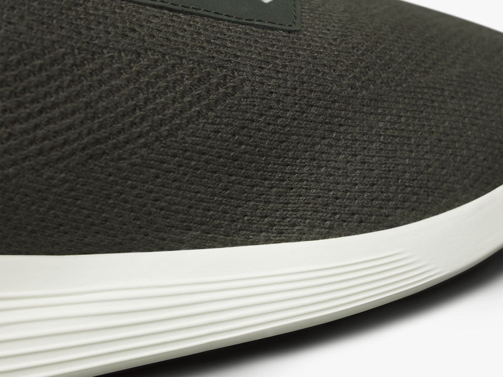 SupremeKnit™ Trainer - Gray / White