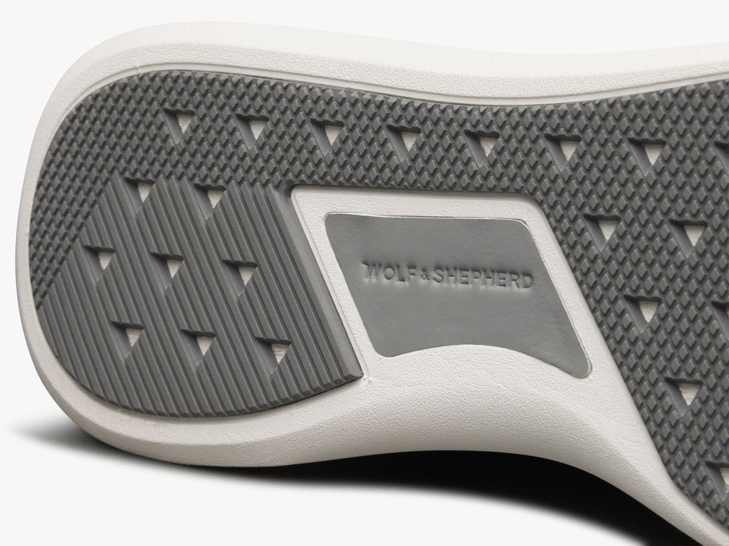 SwiftKnit™ Derby Sport - Black / White