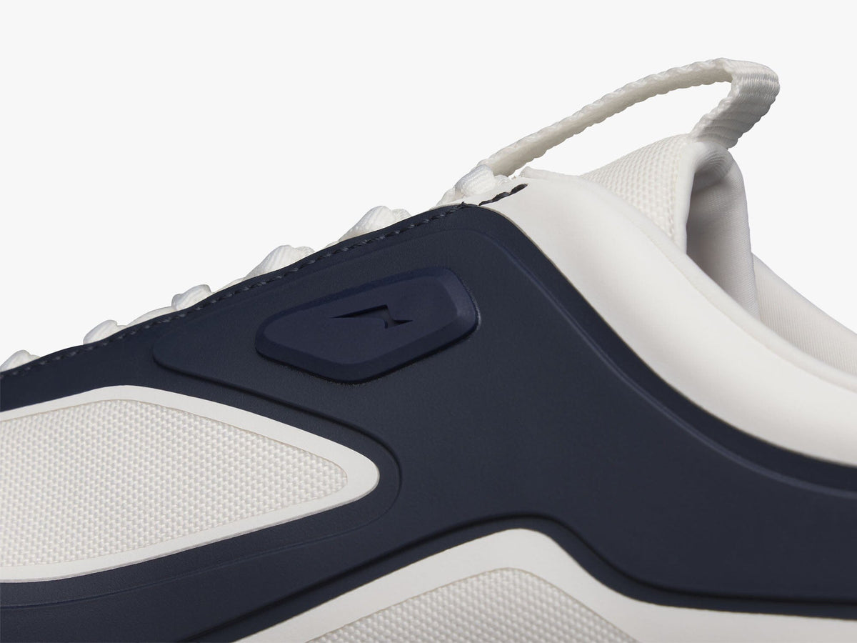 Toro Max Sport - Black / White