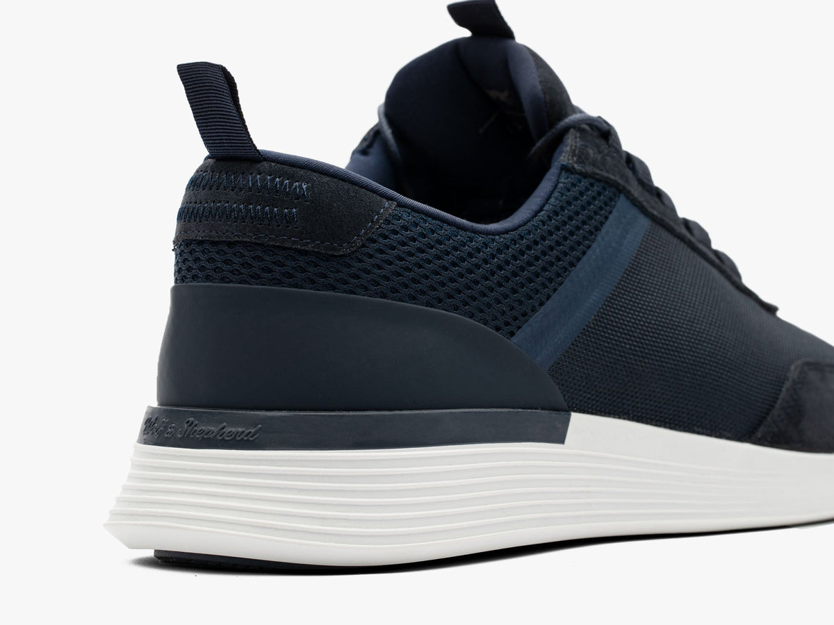 Crossover™ Victory Trainer - White / White