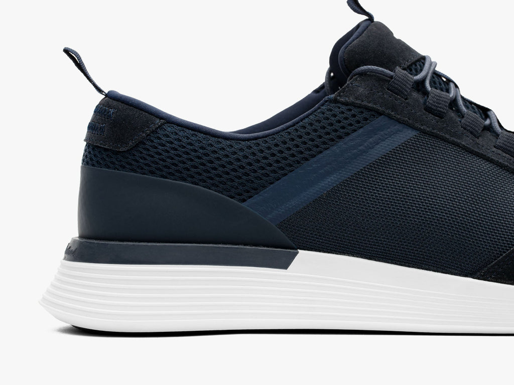 Crossover™ Victory Trainer - White / White