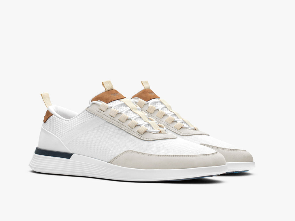 Crossover™ Victory Trainer - White / White