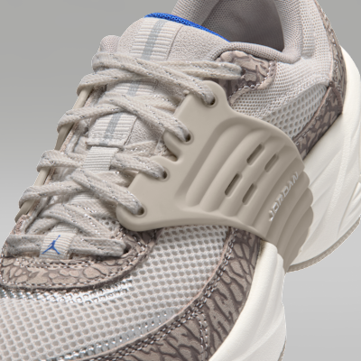 Jordan Trunner O/S Women's Shoes