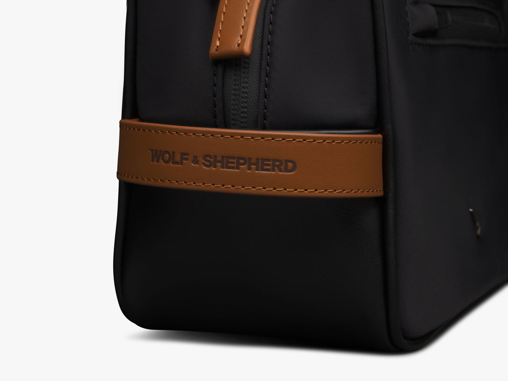 Medium Dopp Kit - Black