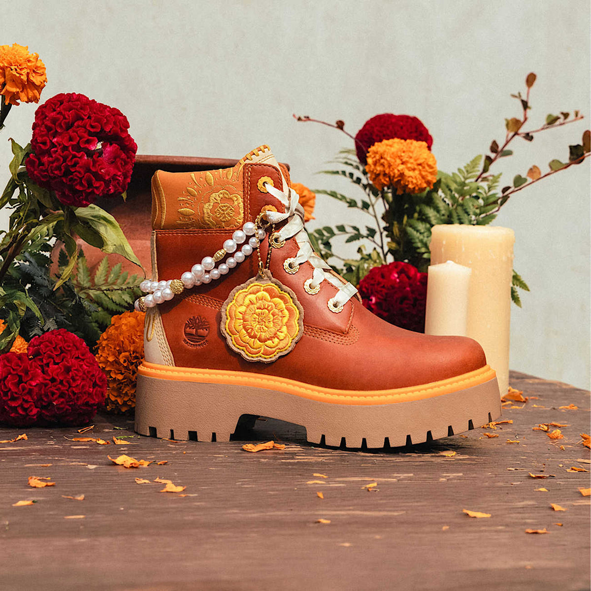 Womens Stone Street Platform Da de Muertos 6Inch Waterproof Boot TBL Rust FullGrainOrange ALTA