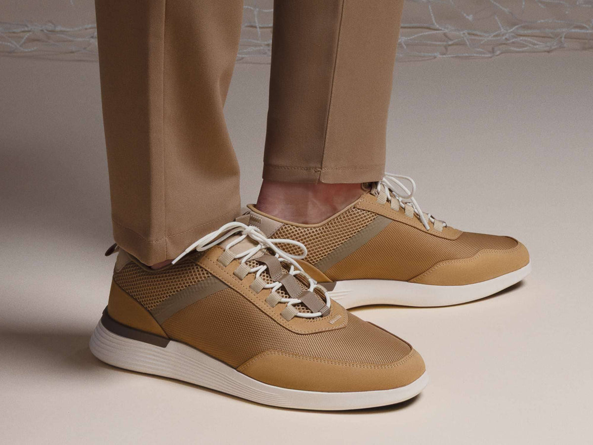 Crossover™ Victory Trainer - White / White