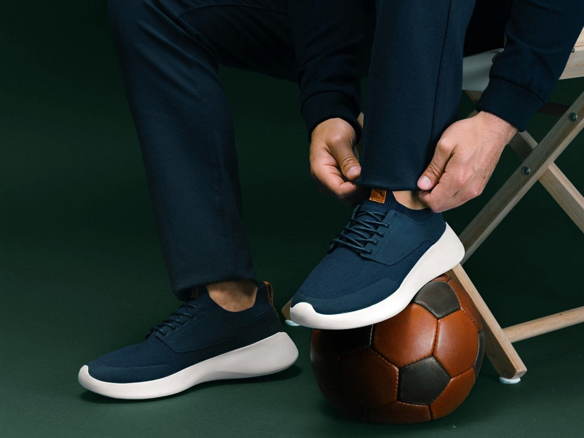 Toro SwiftKnit - Navy / White